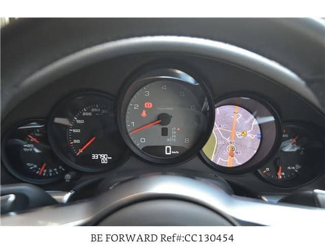 2018 PORSCHE 911 — 8