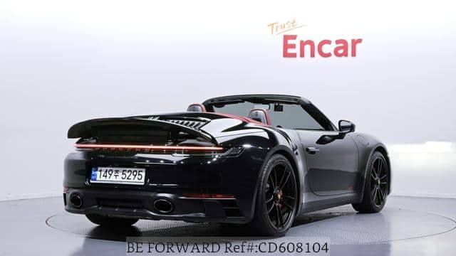 2022 Porsche — 2