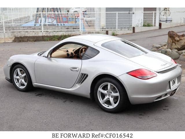 2010 Porsche — 8