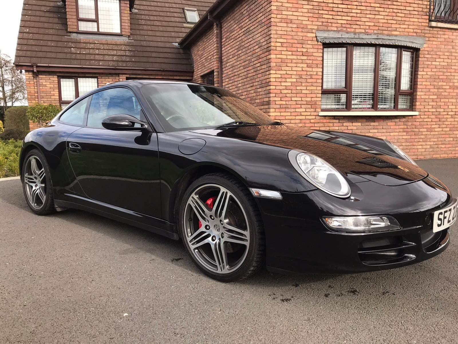 Porsche 911 — 4
