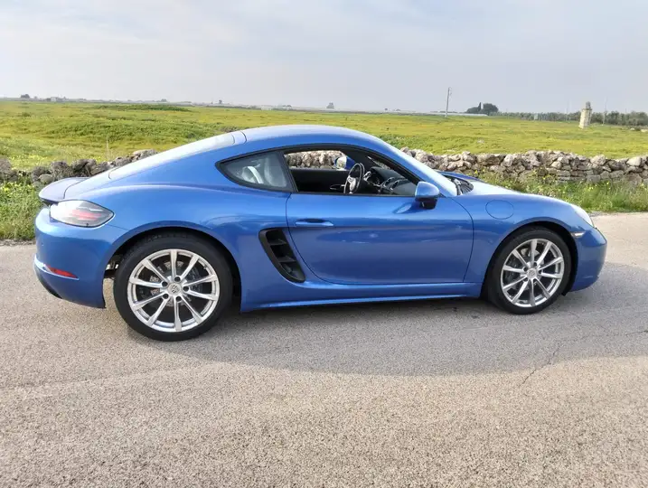 Porsche Cayman 718 BLU ZAFFIRO CAMBIO MANUALE